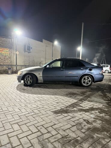 меняю дом на машину: Lexus IS: 2004 г., 2 л, Газ — 5
