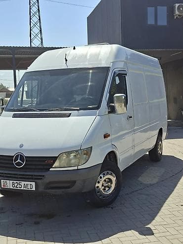 двери бишкек таатан: Легкий грузовик, Mercedes-Benz — 1