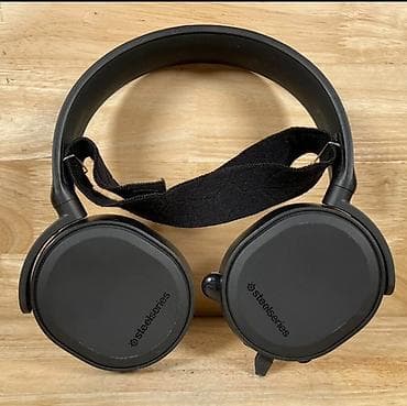 Игровая гарнитура SteelSeries (серия Arctis) - Полноразмерные
