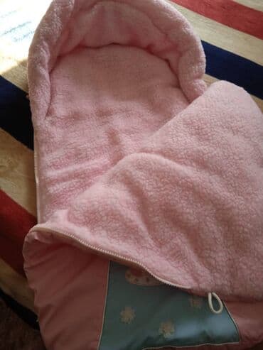 конверт трансформер для новорожденных: Теплый меховый конверт на выписку. В отличном состоянии, с двух — 3