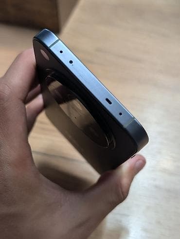 4 x: Oppo Find X8, Б/у, 256 ГБ, цвет - Черный, 2 SIM — 6