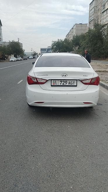 matiz 2013: Hyundai Sonata: 2011 г., 2 л, Автомат, Бензин, Седан — 3