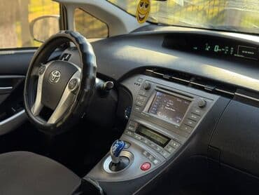 продаю или меняю на дом: Toyota Prius: 2013 г., 1.8 л, Автомат, Гибрид, Универсал — 7