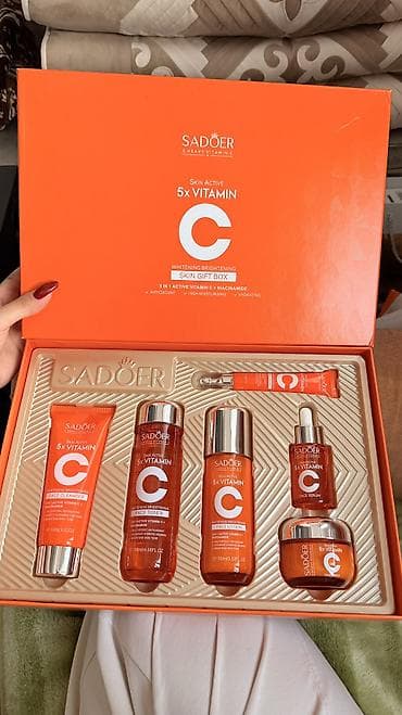 sadoer: Подарочный набор для сияния кожи SADOER 5x Active Vitamin C Skin Gift — 3