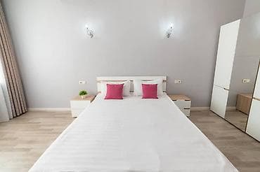 elegance stroy: Посуточно.!2-х комнатная! Квартира элитная! Дом находится — 8