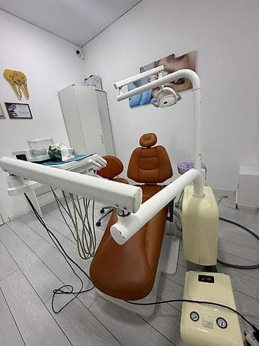 операционный стол: Стоматологическая установка Anya с комплектом оборудования — 1