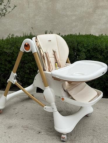 ножни: Стульчик для кормления, Б/у, Другой бренд, Пластик, Другой вид, цвет - Бежевый, Самовывоз — 1