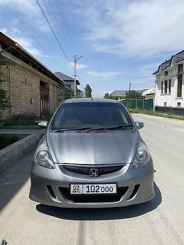 Honda Fit: 2003 г., 1.5 л, Вариатор, Бензин, Хэтчбэк