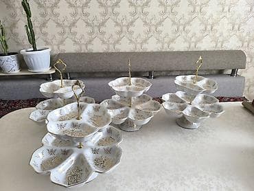 держател: Фарфоровые этажерки/конфетницы с золотым декором, в отличном — 1