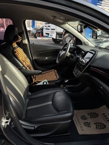 продаю авто с последующим выкупом: Chevrolet Spark: 2019 г., 0.1 л, Бензиновая — 14