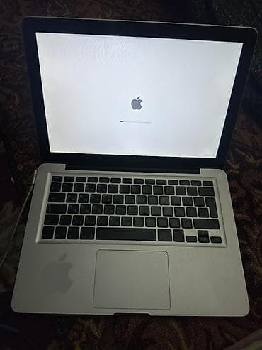display: Apple MacBook (серия Unibody, 13") — классический алюминиевый ноутбук — 1
