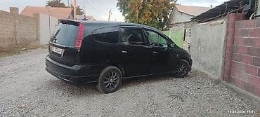 215 65 17: Honda Stream: 2003 г., 1.7 л, Автомат, Минивэн — 1