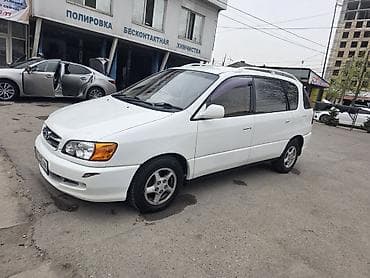 windom 2001: Toyota Ipsum: 2001 г., 2 л, Автомат, Бензин, Минивэн — 3