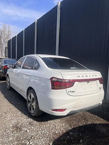 mini itx: Chevrolet Onix: 2020 г., 1 л, Автомат, Бензин, Седан — 3