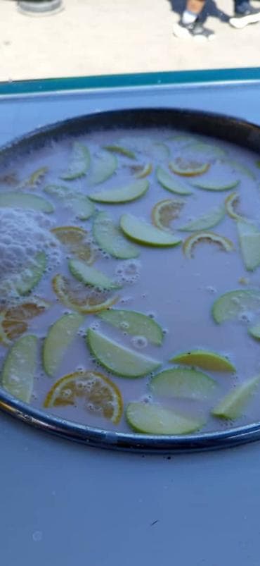 кок эар: Сатылат улуттук суусундуктар үчүн аппарат (чалап, максым, кымыз — 3