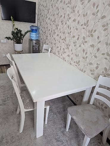 Кухонный стол и стул, цвет - Белый