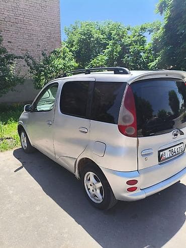 lexus 47: Toyota Yaris Verso: 2001 г., 1.3 л, Механика, Бензин, Универсал — 2