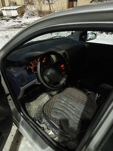 pajero junior: Hyundai Getz: 2002 г., 1.6 л, Механика, Бензин, Седан — 8