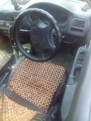 Продажа авто: Honda Civic: 1999 г., 1.5 л, Бензин, Седан — 6