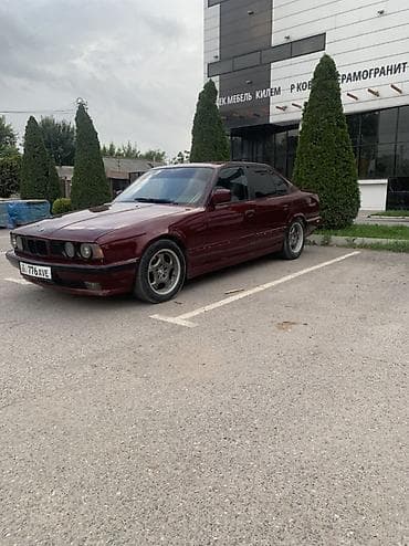 70 camry: BMW 5 series: 1991 г., Механика, Бензин, Седан — 5