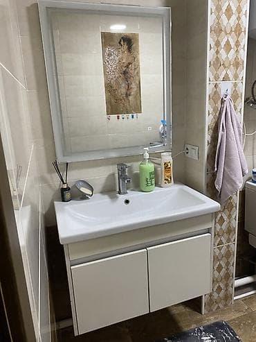 найман в аренду: 140 м², С мебелью — 3