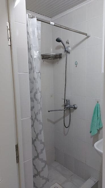 Кыймылсыз мүлк: 1 бөлмө, Менчик ээси, Чогуу жашоосу жок, Толугу менен эмереги бар — 10