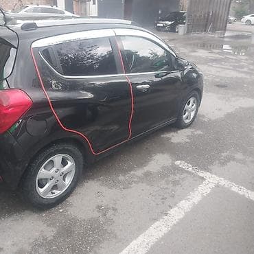 aveo: Chevrolet Spark: 2018 г., 1 л, Вариатор, Хэтчбэк — 4
