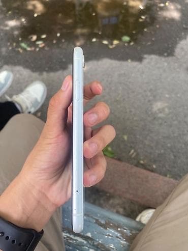 ipod touch: IPhone Xr, 128 ГБ, Белый, Чехол — 6