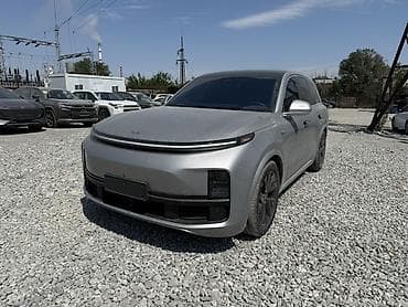 wuling mini ev: Lixiang L8: 2023 г., 1.5 л, Автомат, Гибрид, Кроссовер — 2