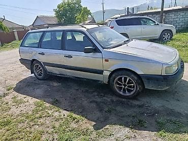 мата секыл: Volkswagen Passat Variant: 1991 г., 1.8 л, Кол менен иштөөчү, Универсал — 2