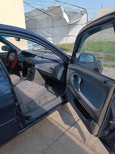 коробка автомат 124: Mazda Cronos: 1994 г., 1.8 л, Ручные, Бензин, Седан — 9