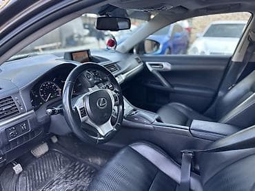 Lexus CT: 2011 г., 1.8 л, Вариатор, Гибрид, Хэтчбэк — 5