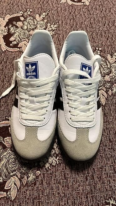 замшы: Мужские кроссовки, 40, Adidas, Новый, цвет - Белый — 2