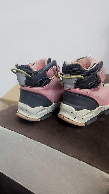 nike dunk low: Отдам даром деми ботинки. Размер 25 — 2