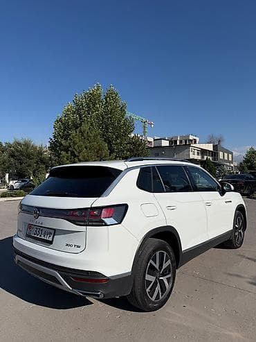 Продажа авто: Volkswagen Tayron: 2023 г., 1.5 л, Автомат, Бензин, Кроссовер — 3