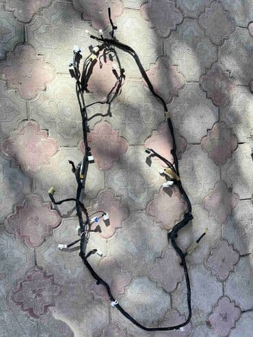 б у запчасти для телефонов: Крышка багажника Subaru, 2018 г., Б/у, Оригинал — 3