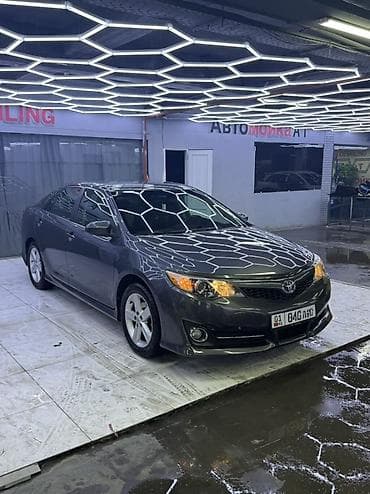 windom 2001: Toyota Camry: 2012 г., 2.5 л, Автомат, Бензин, Седан — 2