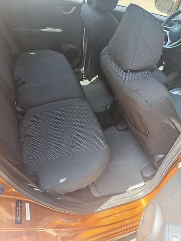 7 1: Honda Fit: 2010 г., 1.5 л, Автомат, Бензин, Хэтчбэк — 4