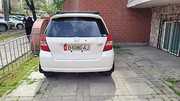гитара на фит: Honda Fit: 2002 г., 1.3 л, Автомат, Бензин, Хэтчбэк — 2