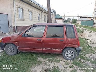 авто чехол бишкек: Продаётся компактный городской хэтчбек 5‑дверный, красного цвета — 2