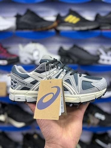 Босоножки, сандалии, шлепанцы: Мужские кроссовки, 40, New Balance, Новый, цвет - Серый, Платная доставка — 4