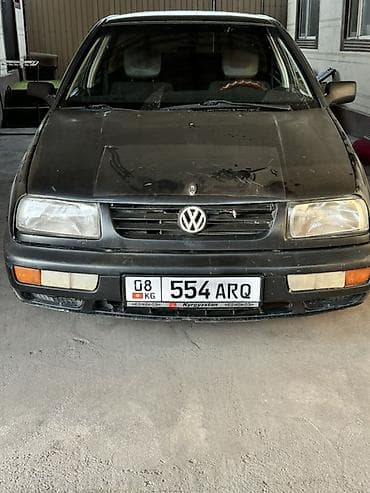 Volkswagen Vento: 1994 г., Механика, Седан