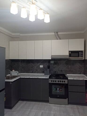 Буйрутма эмеректер, Ашкана, Ашкана гарнитурасы, Үстөл, Үстөл үстү