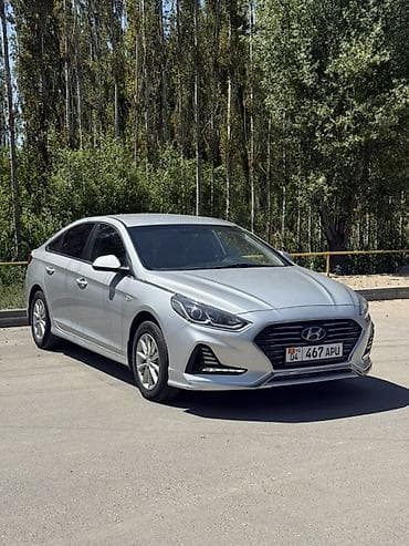 Hyundai Sonata: 2021 г., 2 л, Автомат, Газ, Седан
