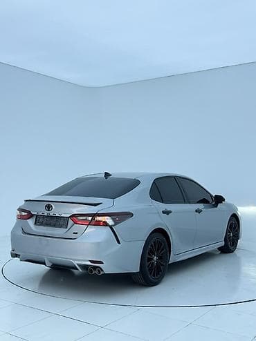 Toyota Camry: 2020 г., 2.5 л, Автомат, Бензин, Седан — 6