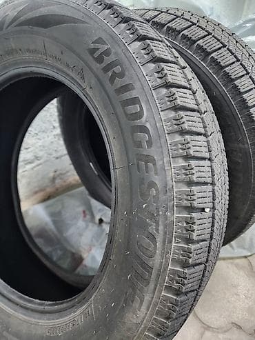зимние пакрышки: Шины 185 / 65 / R 15, Зима, Комплект, Легковые, Bridgestone — 2