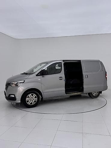 самое машина: Hyundai Starex: 2019 г., 2.5 л, Автомат, Дизель, Фургон — 4
