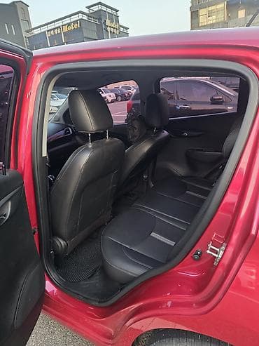 chevrolet tracker ltz: Chevrolet Spark: 2019 г., 1 л, Вариатор, Бензин, Хэтчбэк — 8