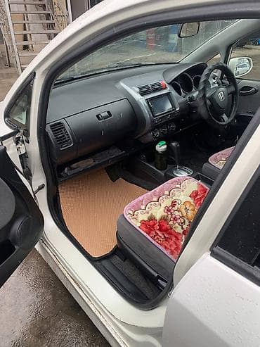byd leopard 8: Honda Fit: 2003 г., 1.3 л, Вариатор, Бензин, Хэтчбэк — 3