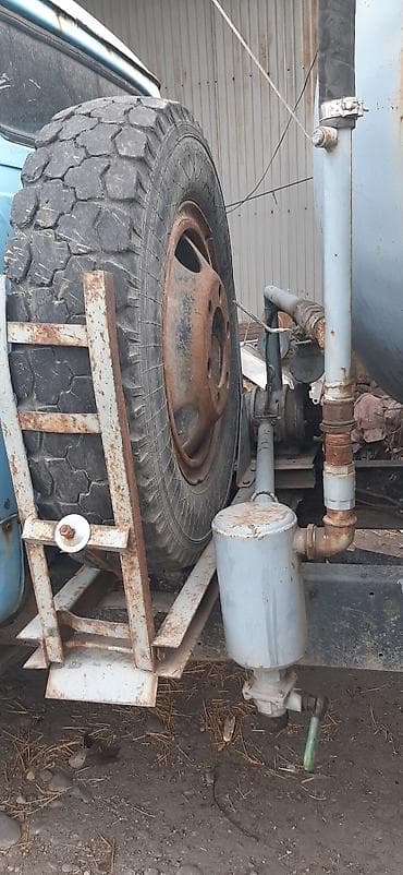 вакум апарат: Ассенизатор, ГАЗ — 8